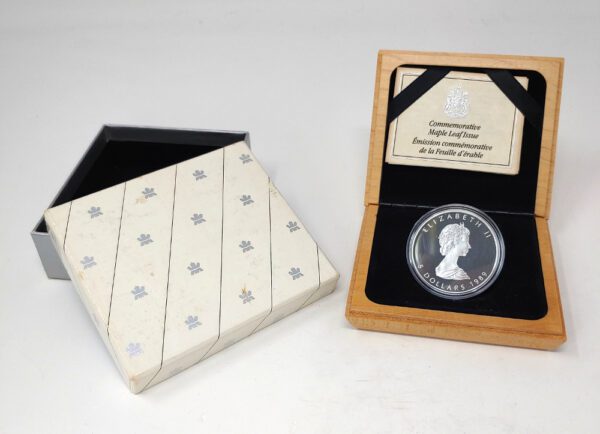 1989 Canada 1 oz Proof .9999 fine silver Maple Leaf with box & COA